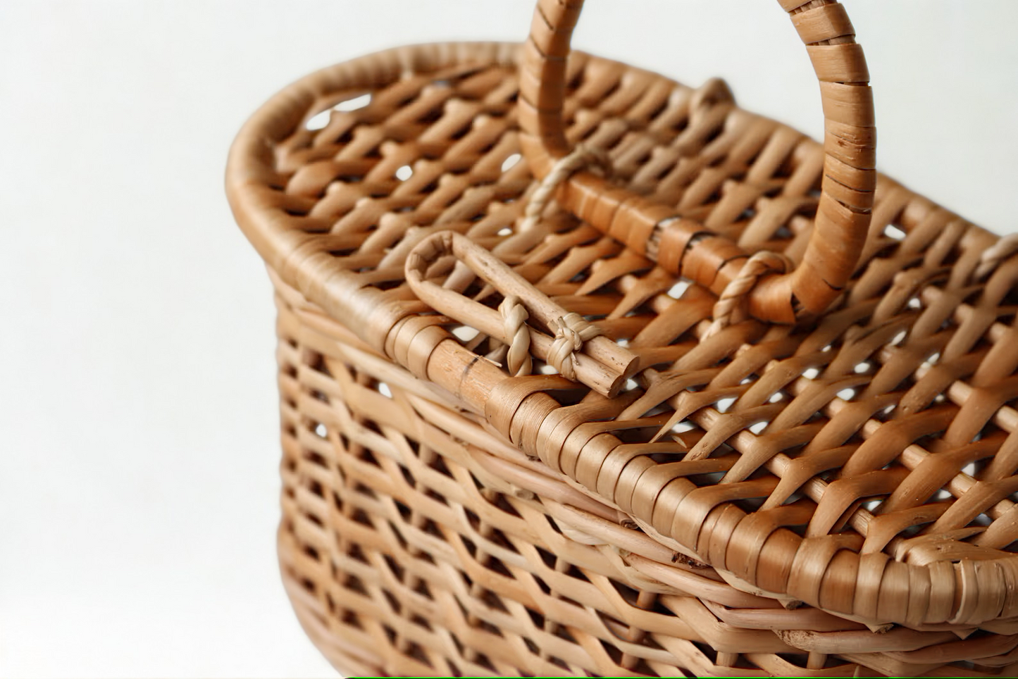 Wicker Basket Bag