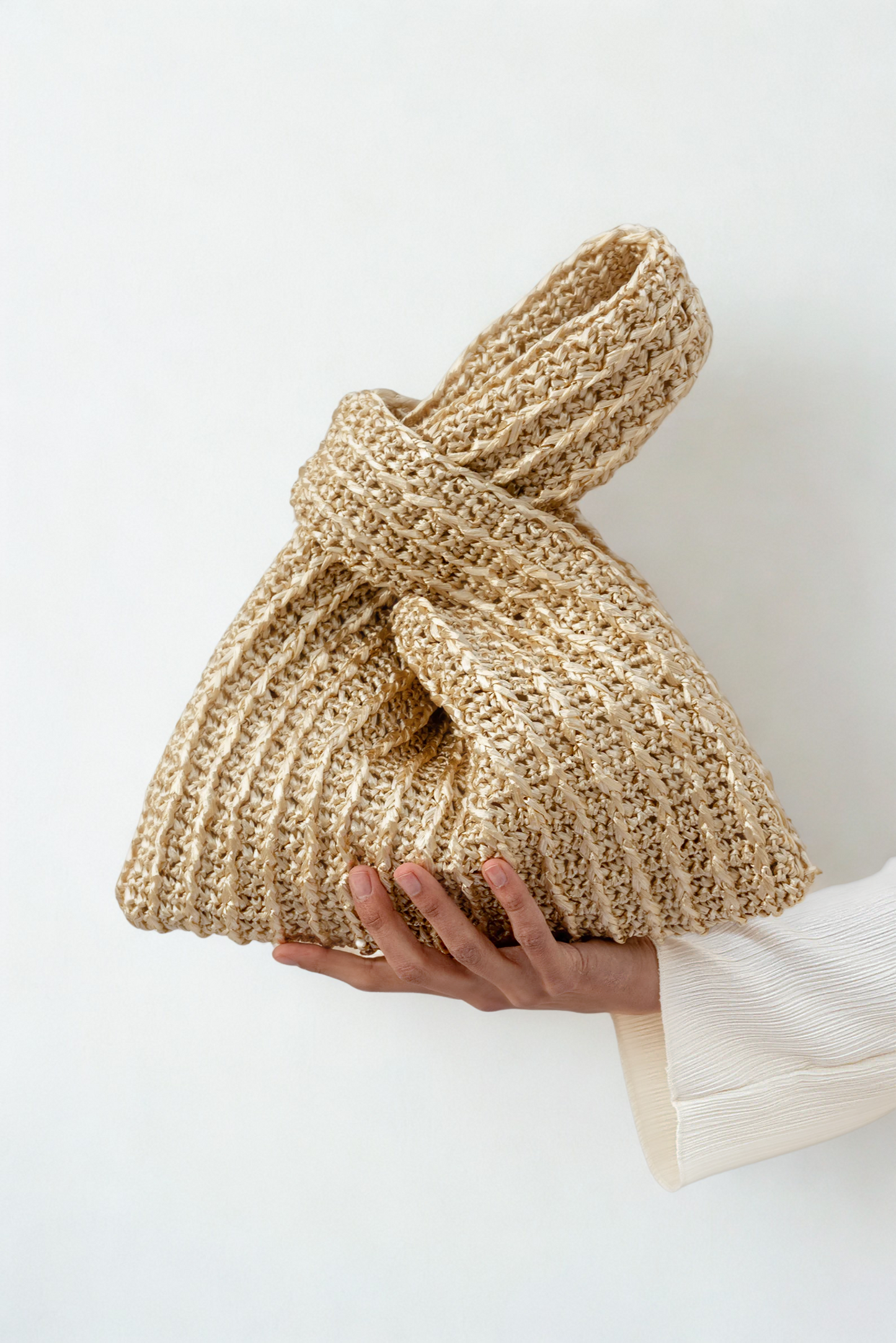 Italian Raffia Knot Bag
